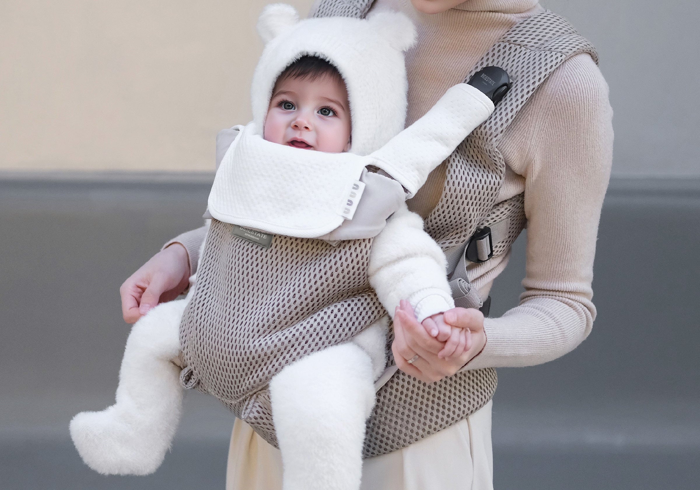 Why Breathability Matters in Babywearing: Stay Comfortable with BEIESTATE